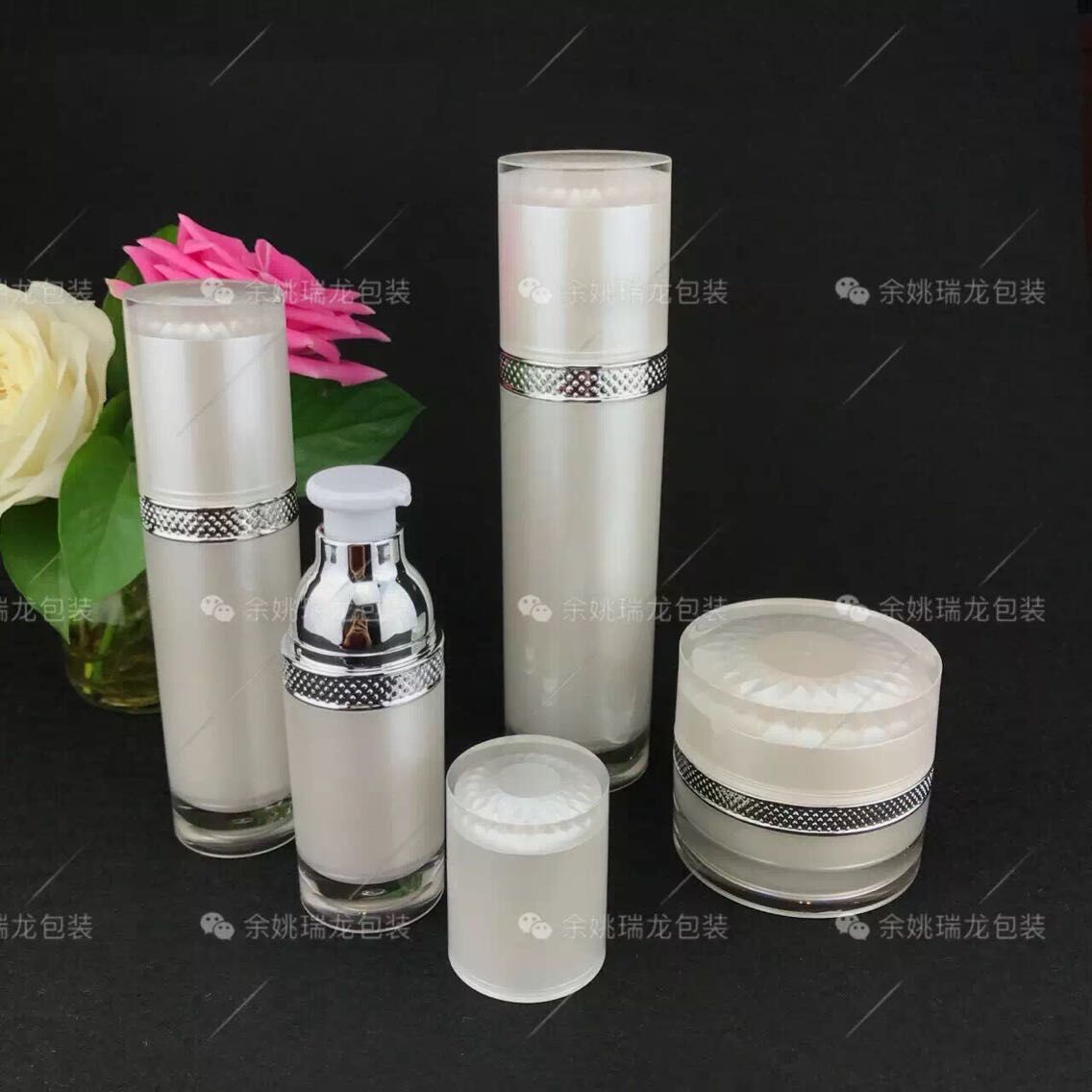 RL39 Sunflower Acrylic Cosmetic Packing Set