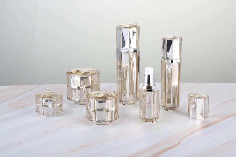 RL44 Polygonal Acrylic Cosmetic Packing Set