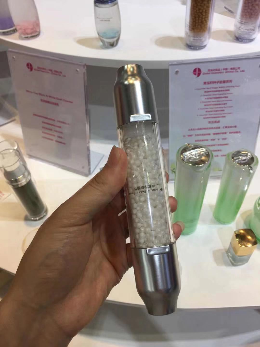 RL31 30ml Cylinder-shaped Serum essence Airless Bottle